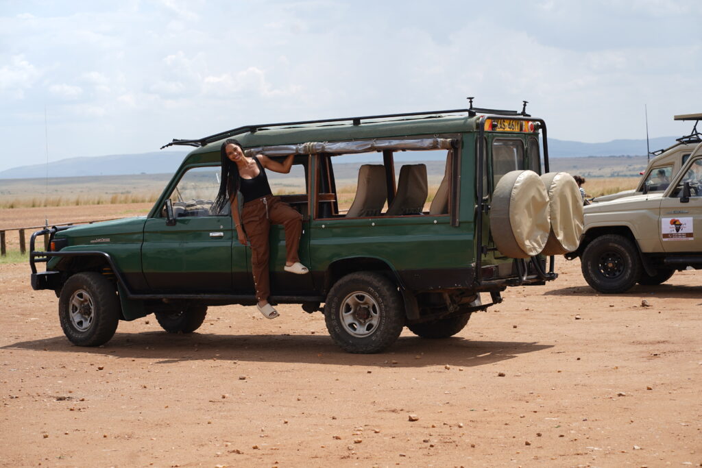 kenya safari Maasai mara jeep