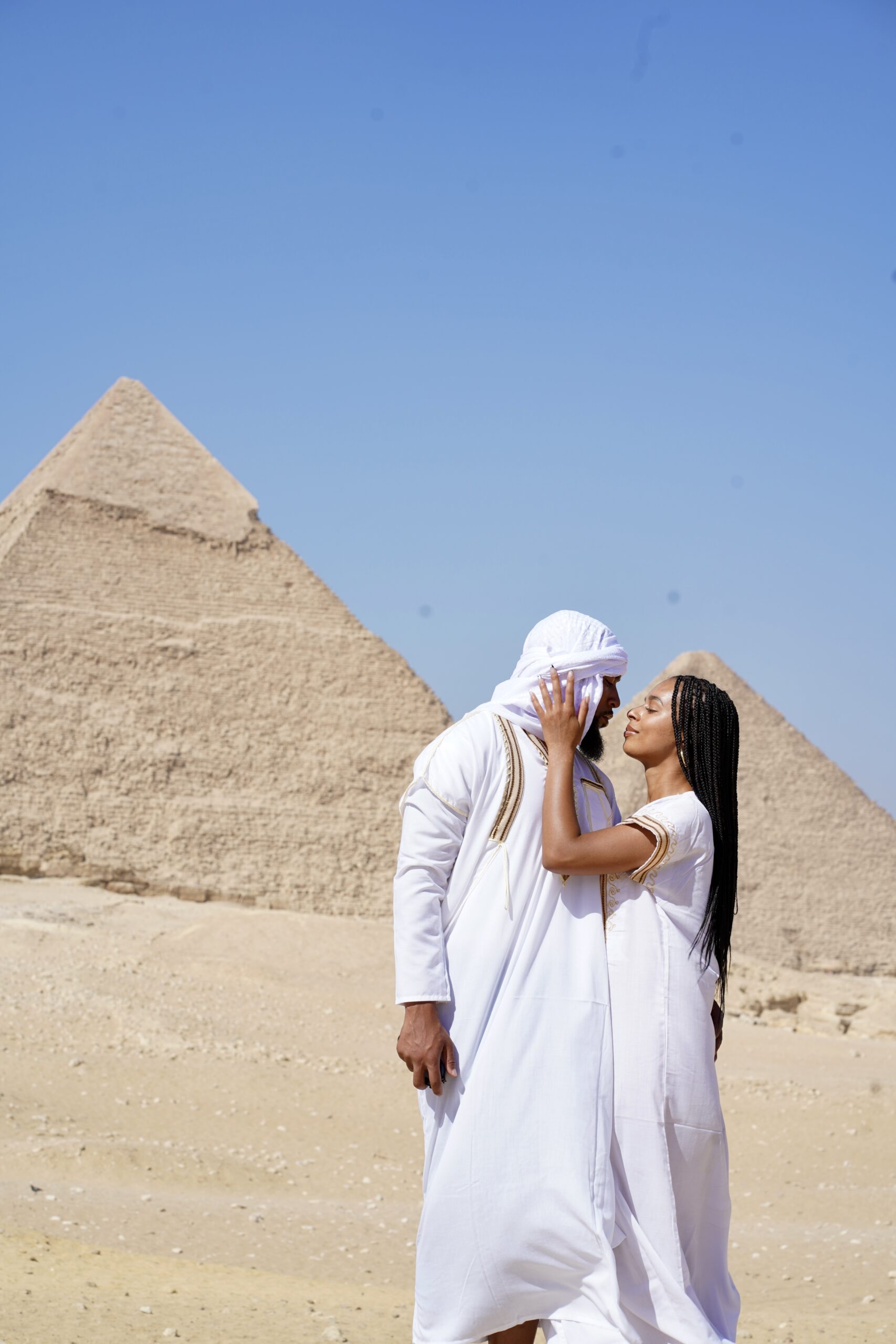 EGYPT TRAVEL GUIDE