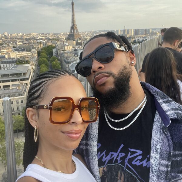 travel guide to Paris